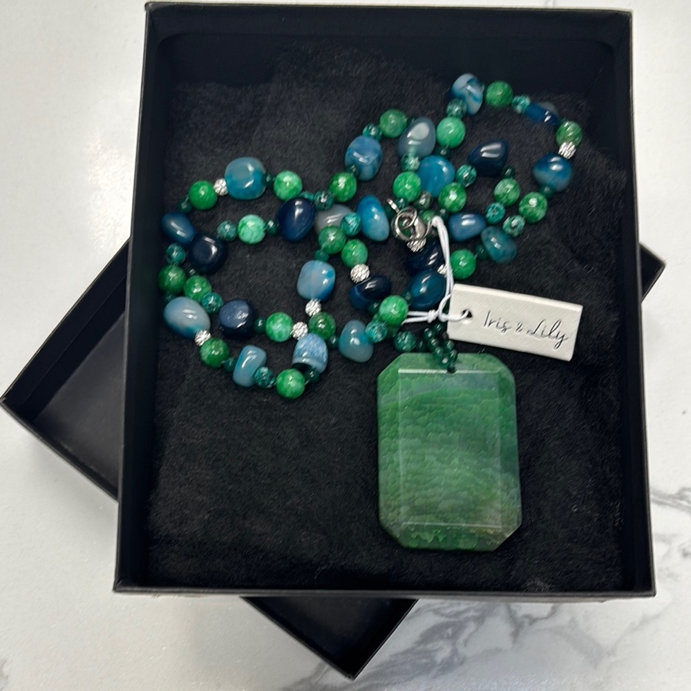 Iris & Lily Green and Blue Beaded Necklace with Pendant Genuine stone New Gift